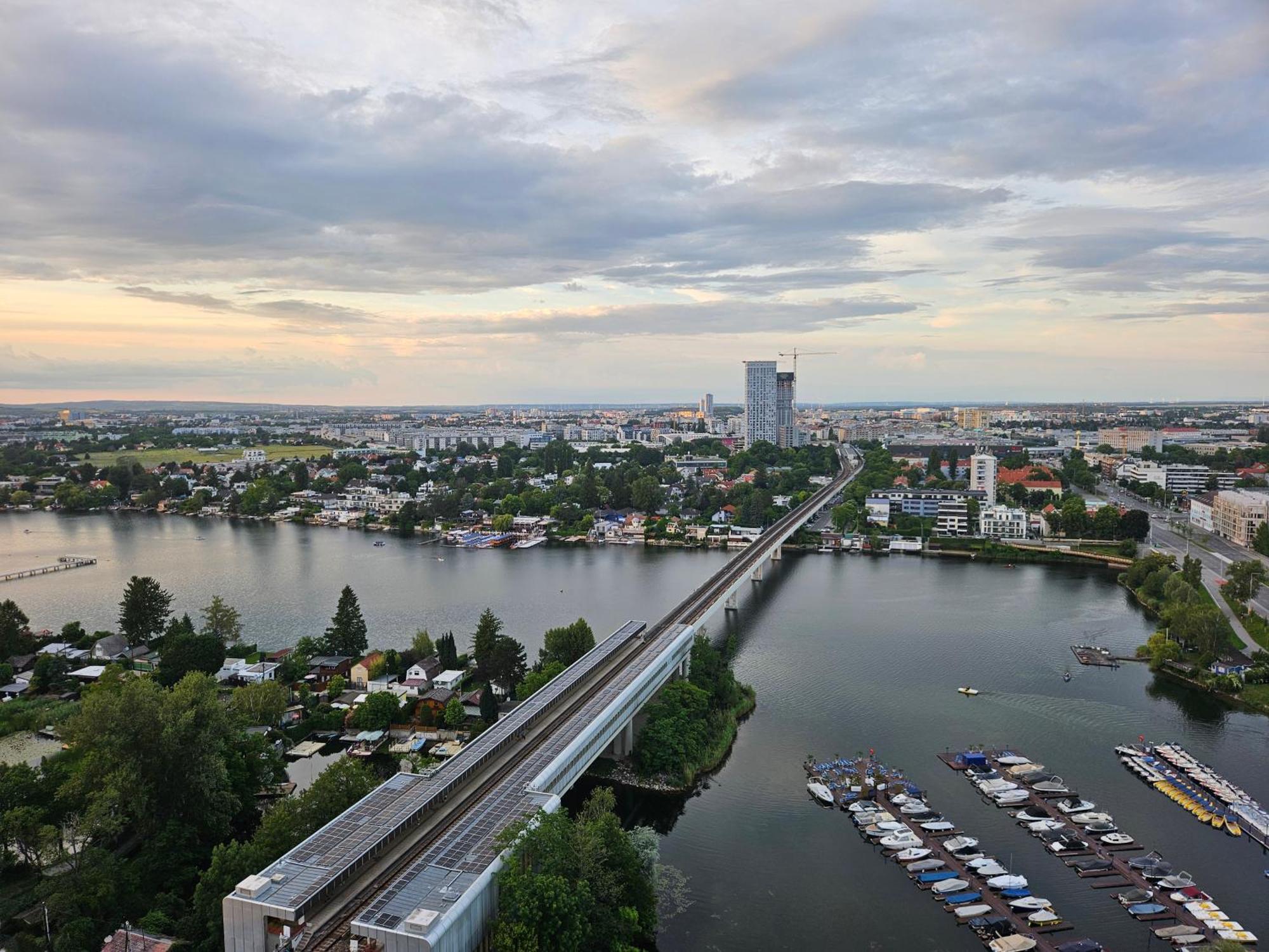 Yuki'S Place - Un-Vic, Danube Beach And Subway Near To Downtown Wien Exterior foto